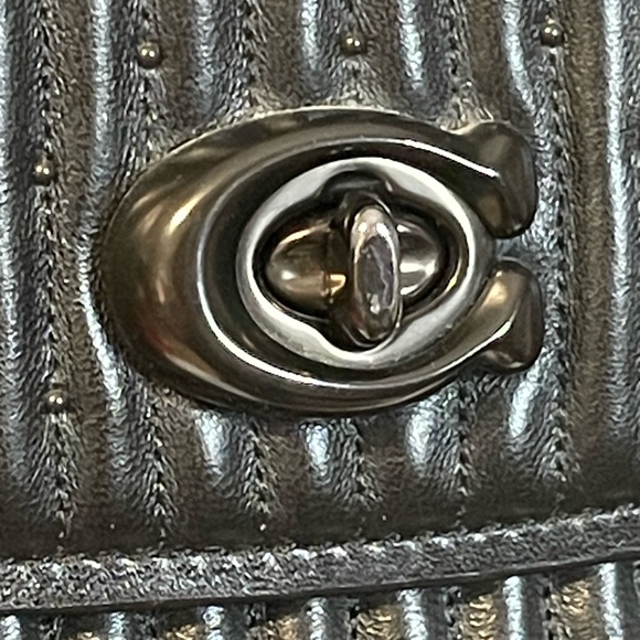 Coach black Parker Quilted leather shoulder bag with rivets - Picture 7 of 8